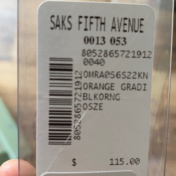 Off-White
Gradient Arrow Socks - Picture 4 of 4